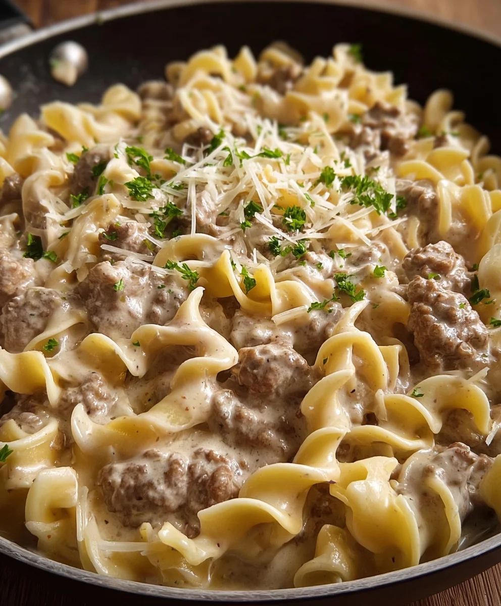 Ground Beef Stroganoff: Creamy, Easy Dinner Recipe