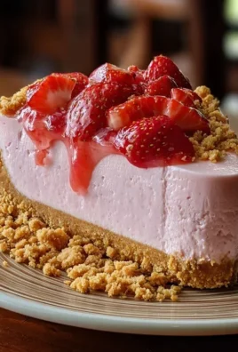 Mini Strawberry Crunch Stuffed Cheesecake